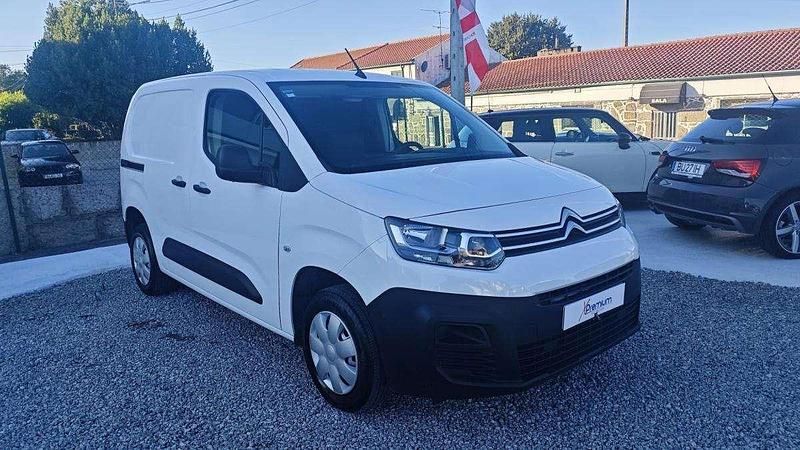 Usado Citroën Berlingo 102 HP (75 kW) 2021 Branco Monovolume