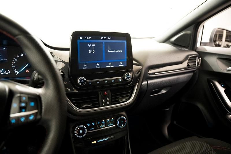 Usado Ford Puma ST-Line 125 HP (91 kW) 2022 Branco SUV