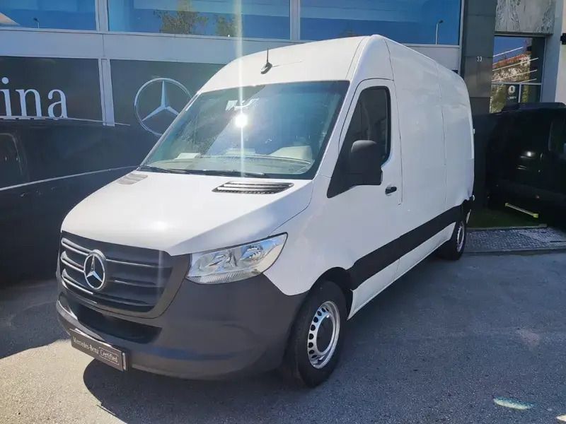 Branco Usado 2022 Mercedes Sprinter Van | € 35.670 (Preço justo) - Imagem 1/4