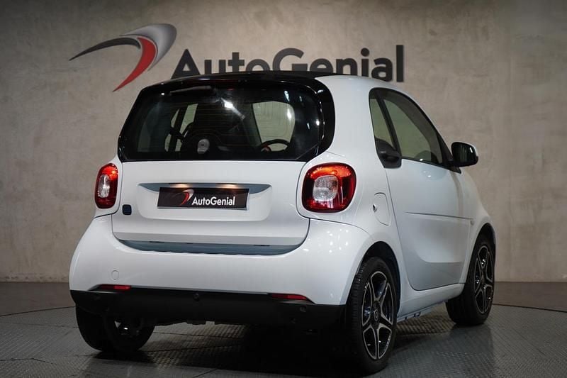 Usado Smart ForTwo Electric Drive Passion 60 kW (82 HP) 2021 Branco Coupé