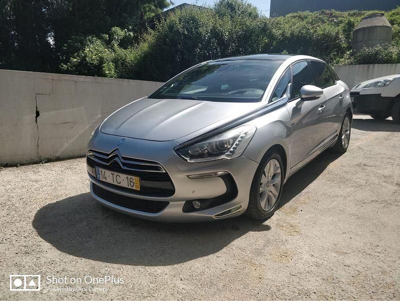 Usado 2013 Citroën DS5 Citadino | € 8.950 - Imagem 1/4