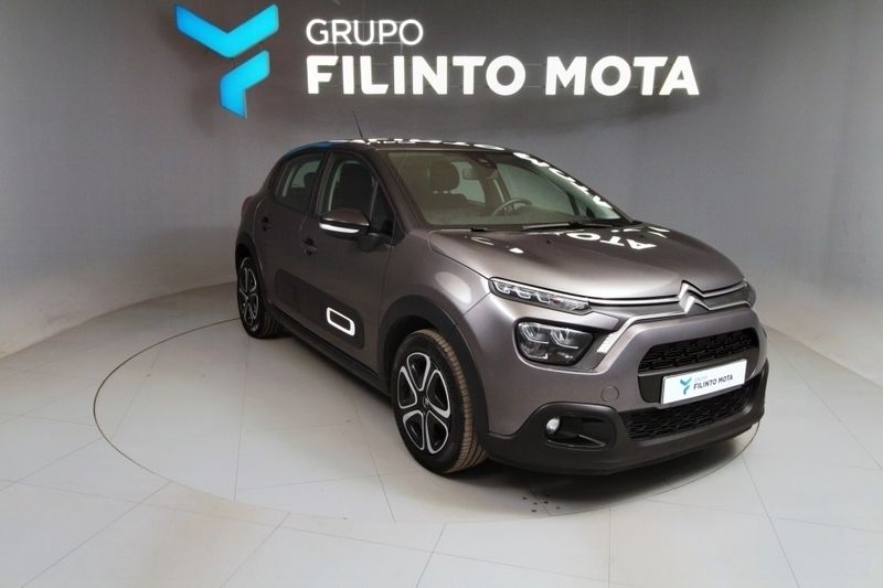 Cinzento Usado 2022 Citroën C3 Feel Citadino | € 15.390 (Preço justo) - Imagem 1/1