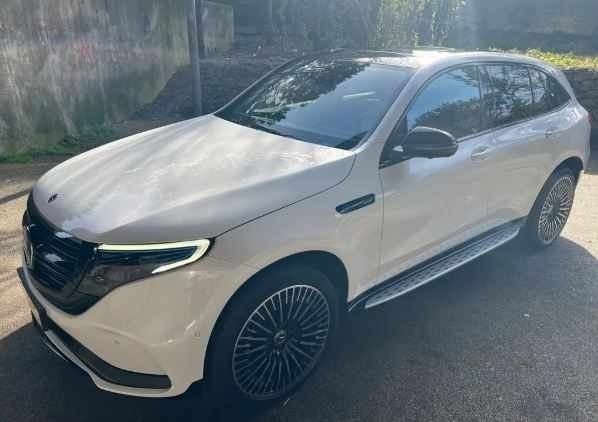 Branco Usado 2022 Mercedes EQC400 SUV | € 47.500 (Preço justo) - Imagem 1/4