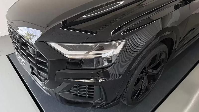 Usado Audi Q8 286 HP (210 kW) 2019 Preto SUV