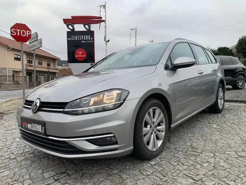 Cinzento Usado 2019 VW Golf VII Carrinha | € 17.900 (Caro) - Imagem 1/4