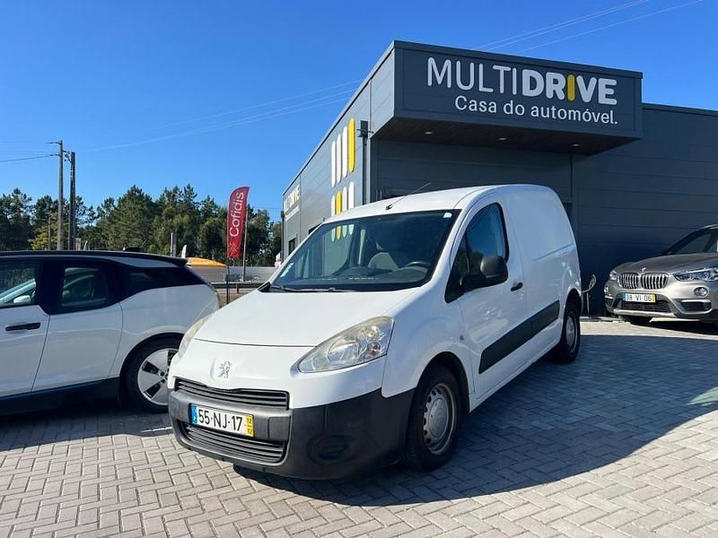 Branco Usado 2012 Peugeot Partner Van | € 8.999 (Preço justo) - Imagem 1/4