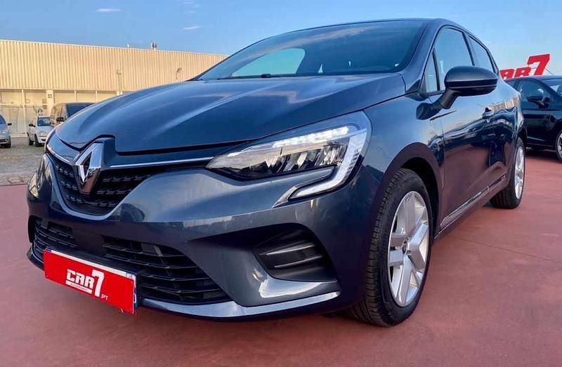 Usado Renault Clio V SE 67 HP (49 kW) 2021 Cinzento