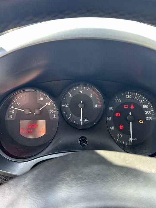 Usado Seat Leon 105 HP (77 kW) 2008 Citadino