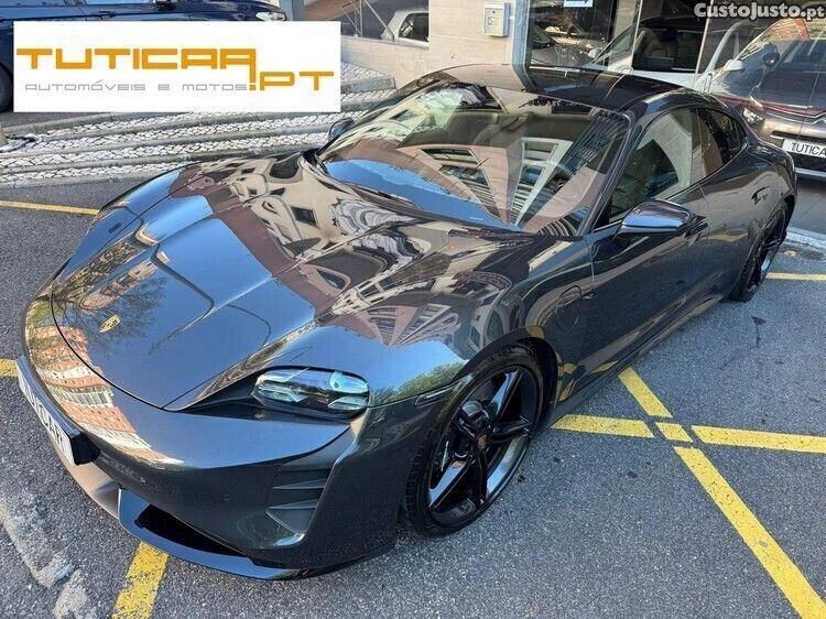 Cinza Usado 2020 Porsche Taycan Turbo Sedan | € 74.900 - Imagem 1/1