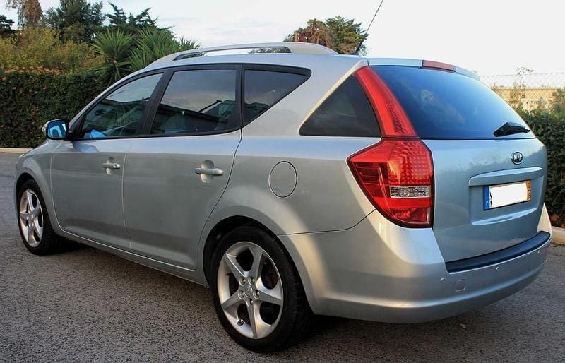 Usado Kia Ceed Sportswagon 128 HP (94 kW) 2012 Carrinha