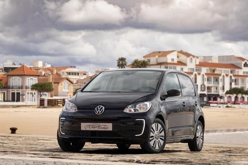 Preto Usado 2022 VW e-up! Citadino | € 16.900 - Imagem 1/4
