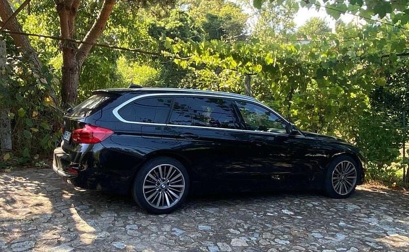 Usado 2016 BMW 320 Luxury Line Carrinha | € 21.000 (Preço justo) - Imagem 1/4