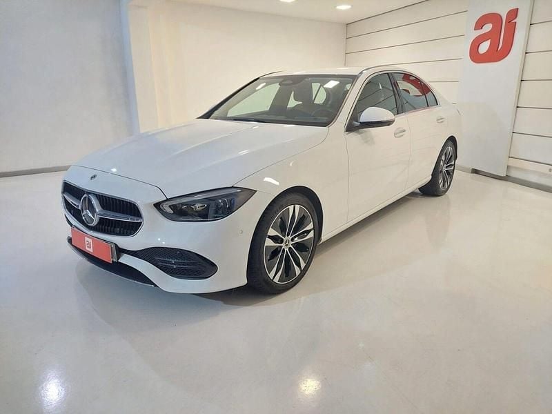Usado Mercedes C220 Avantgarde 200 HP (147 kW) 2021 Branco Sedan