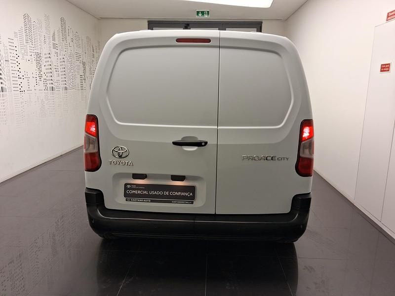 Usado Toyota Proace City City 100 HP (73 kW) 2023 Branco (sólida) Monovolume