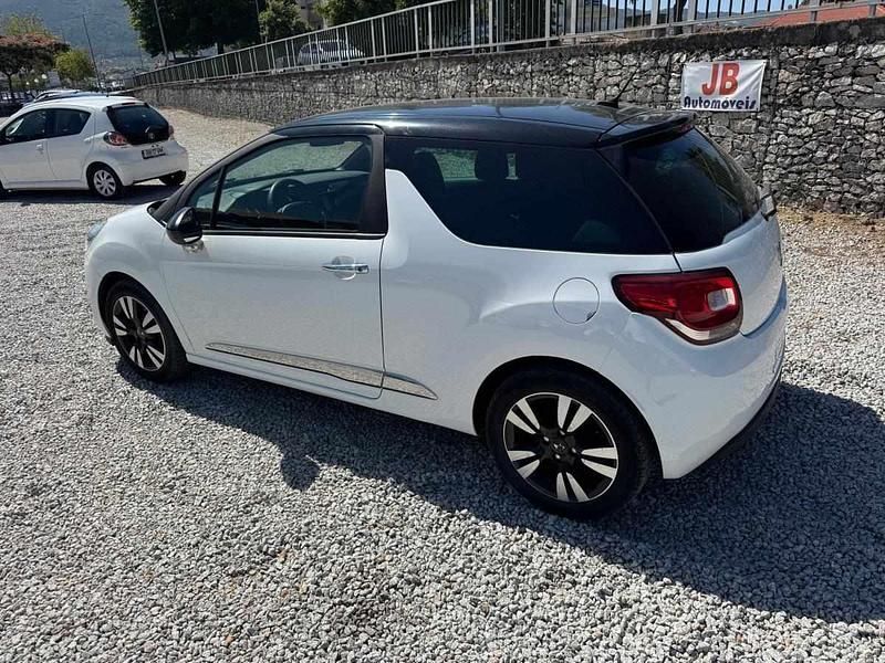 Usado Citroën DS3 So Chic 75 HP (55 kW) 2016 Branco Citadino