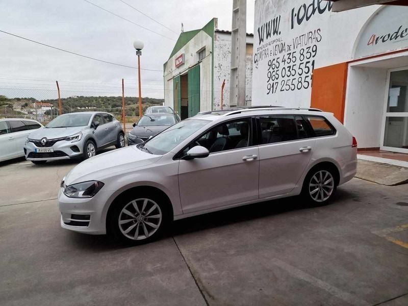 Usado VW Golf VII 116 HP (85 kW) 2017 Branco Carrinha