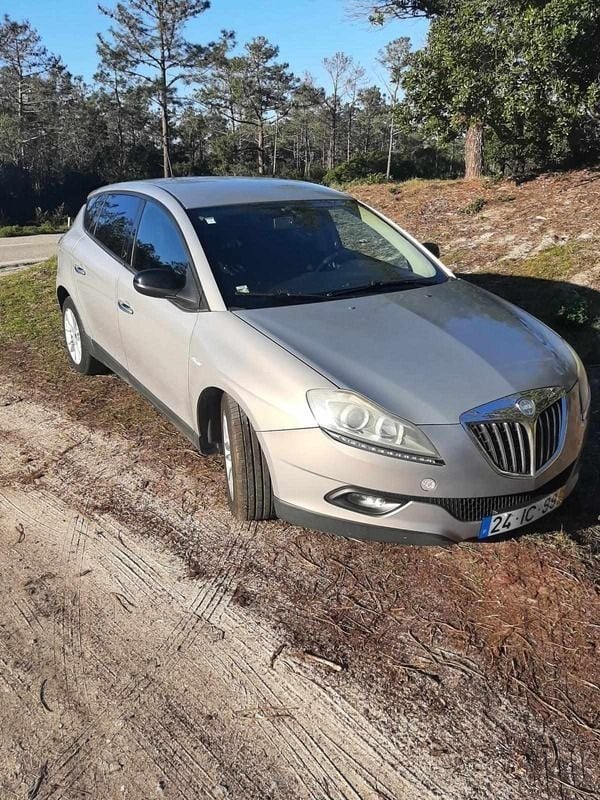 Cinzento Usado 2009 Lancia Delta Citadino | € 3.900 (Super Preço) - Imagem 1/3