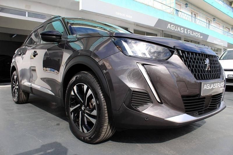 Cinza Usado 2023 Peugeot 2008 GT SUV | € 21.990 (Preço elevado) - Imagem 1/4