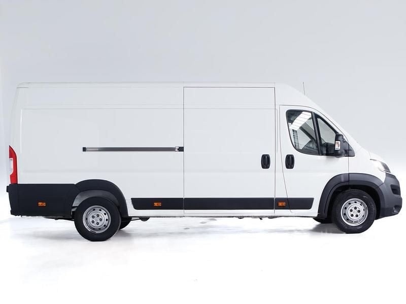 Usado Citroën Jumper 140 HP (102 kW) 2021 Branco Monovolume