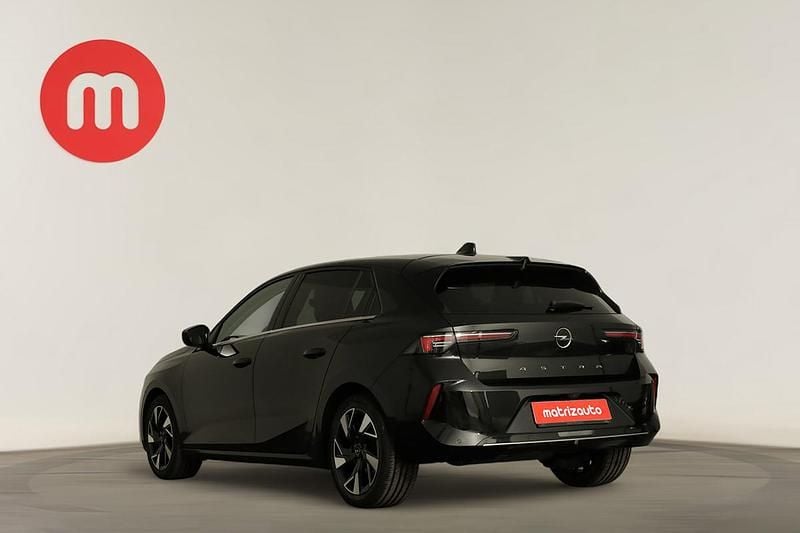 Usado Opel Astra Elegance 130 HP (95 kW) 2022