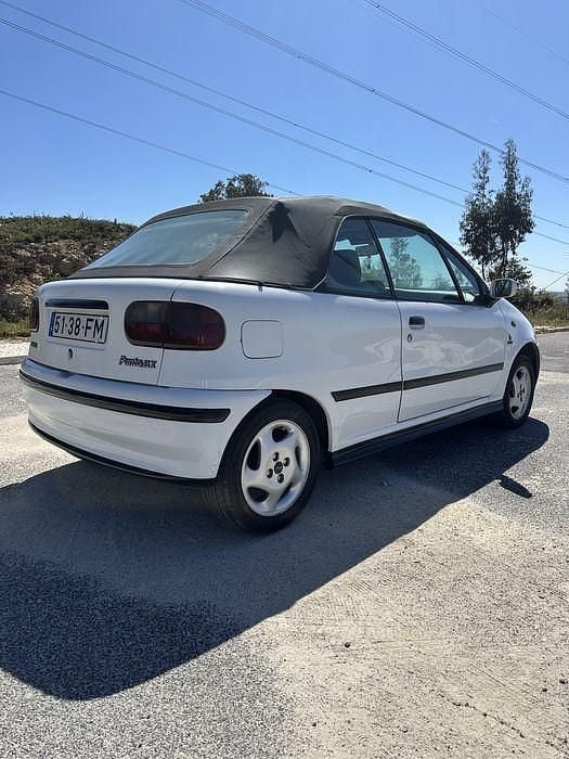 Usado Fiat Punto 90 HP (66 kW) 1995 Cabrios