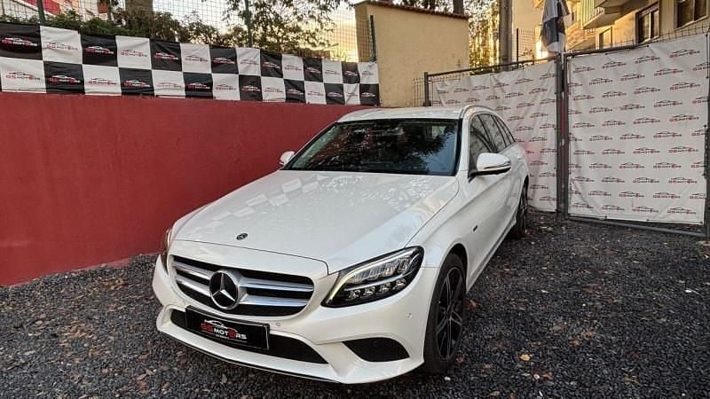 Branco Usado 2020 Mercedes C300 Avantgarde Carrinha | € 28.900 - Imagem 1/4