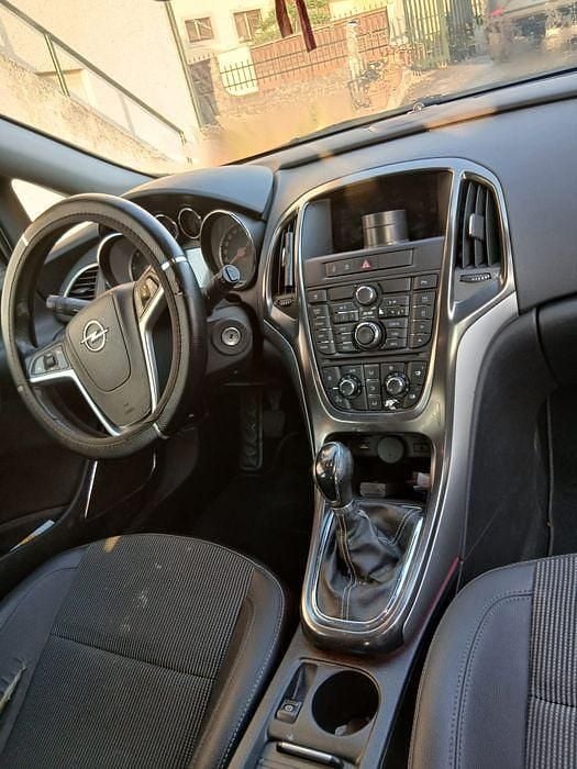 Usado 2010 Opel Astra Sedan | € 4.500 (Super Preço) - Imagem 1/4