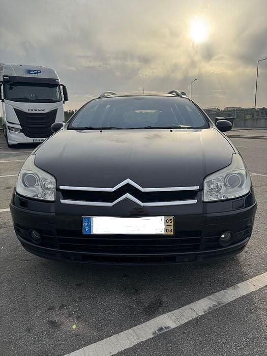 Preto Usado 2005 Citroën C5 Exclusive Carrinha | € 8.000 - Imagem 1/4