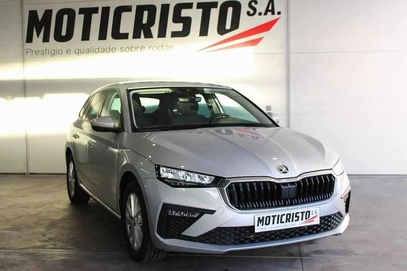 Usado Skoda Scala 116 HP (85 kW) 2024 Cinza Citadino