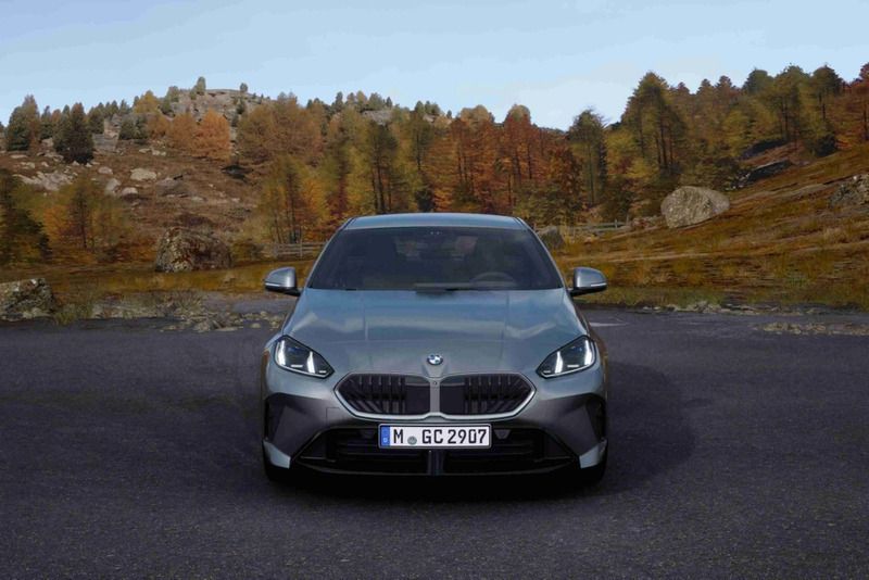 Cinzento Novo 2025 BMW 220 Performance Coupé | € 52.300 (Preço justo) - Imagem 1/4