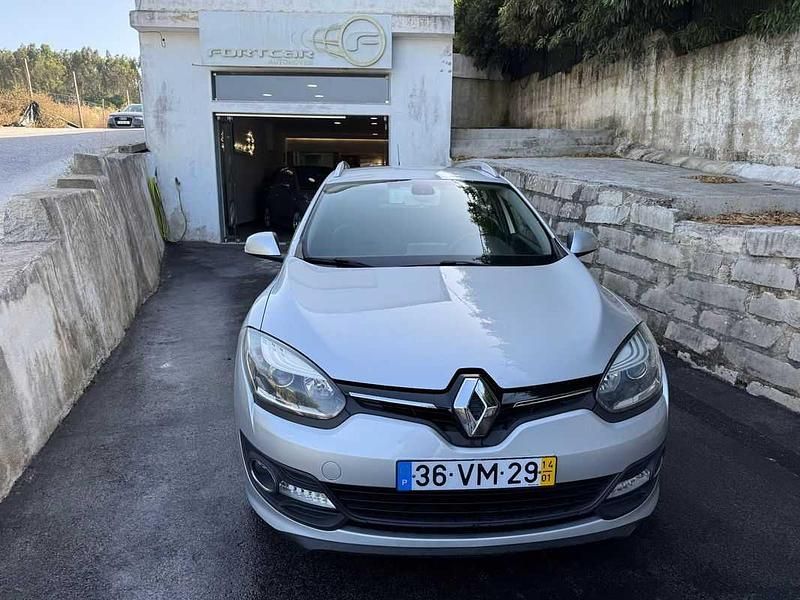 Cinzento Usado 2014 Renault Mégane III Carrinha | € 7.500 (Bom preço) - Imagem 1/4