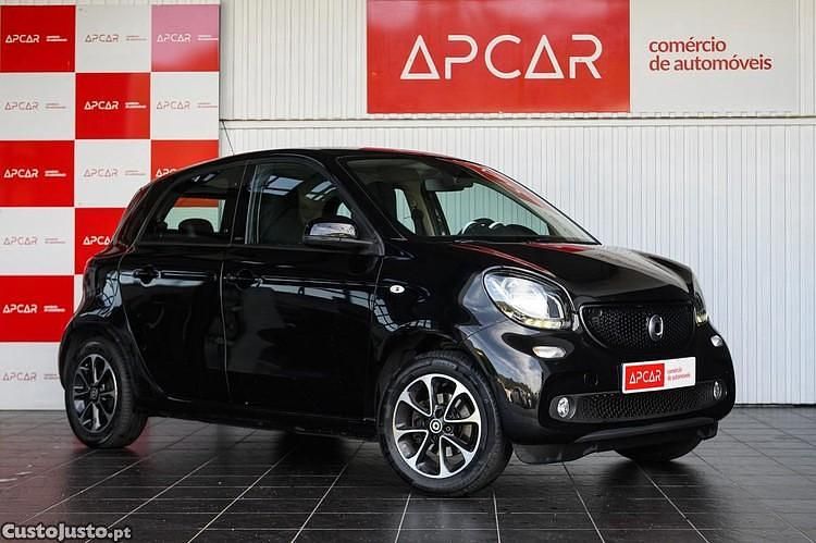 Preto Usado 2015 Smart ForFour Passion | € 9.900 (Preço justo) - Imagem 1/1