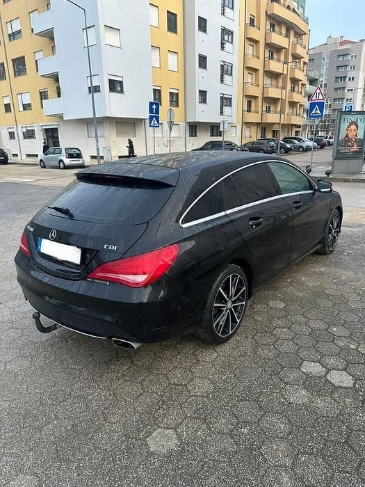 Usado Mercedes CLA200 136 HP (100 kW) 2015