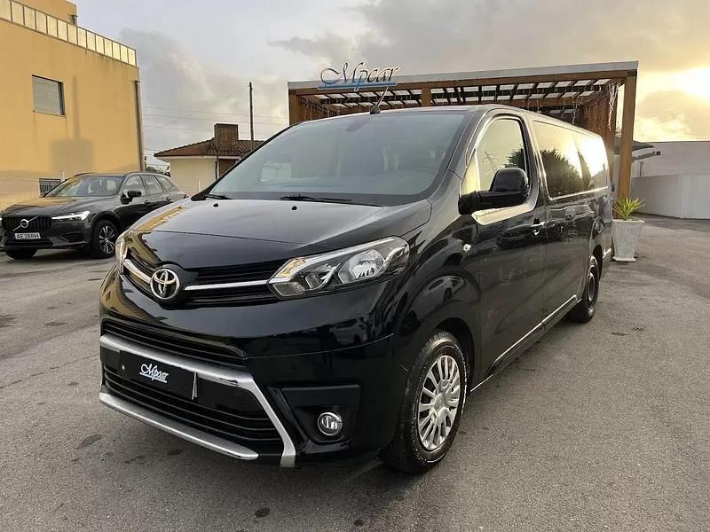 Preto Usado 2022 Toyota Proace Verso Comfort Carrinha | € 24.450 (Bom preço) - Imagem 1/4