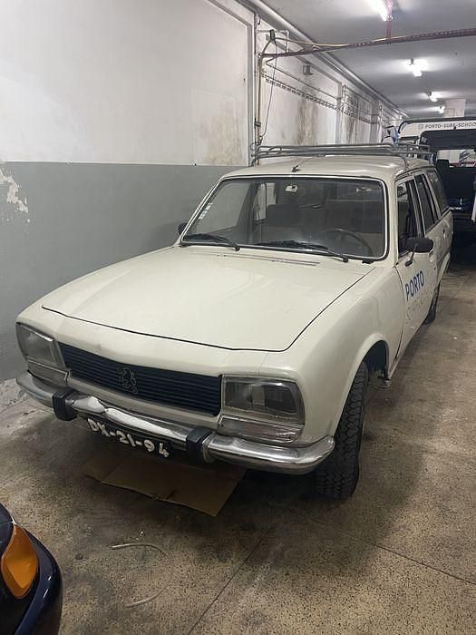 Usado 1990 Peugeot 504 | € 1.800 - Imagem 1/4