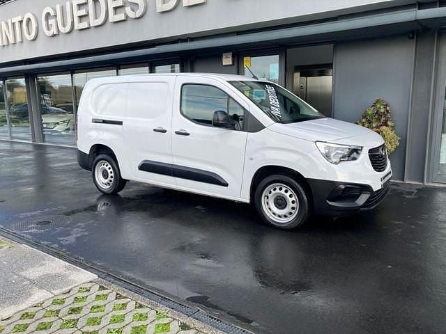 Usado Opel Combo 102 HP (75 kW) 2023 Branco
