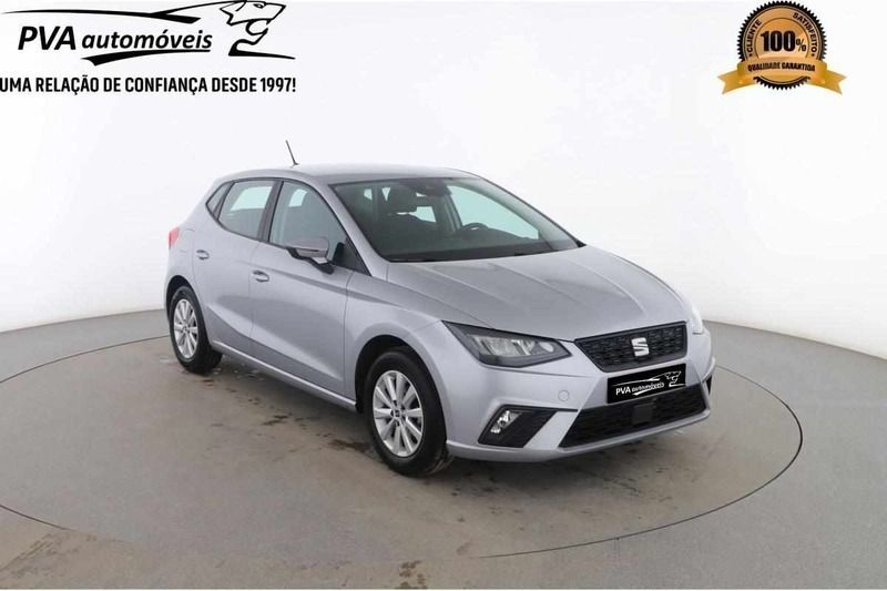 Cinzento Usado 2021 Seat Ibiza Citadino | € 13.950 (Preço justo) - Imagem 1/4
