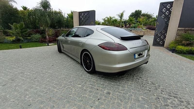 Usado 2011 Porsche Panamera Sedan | € 26.999 - Imagem 1/4