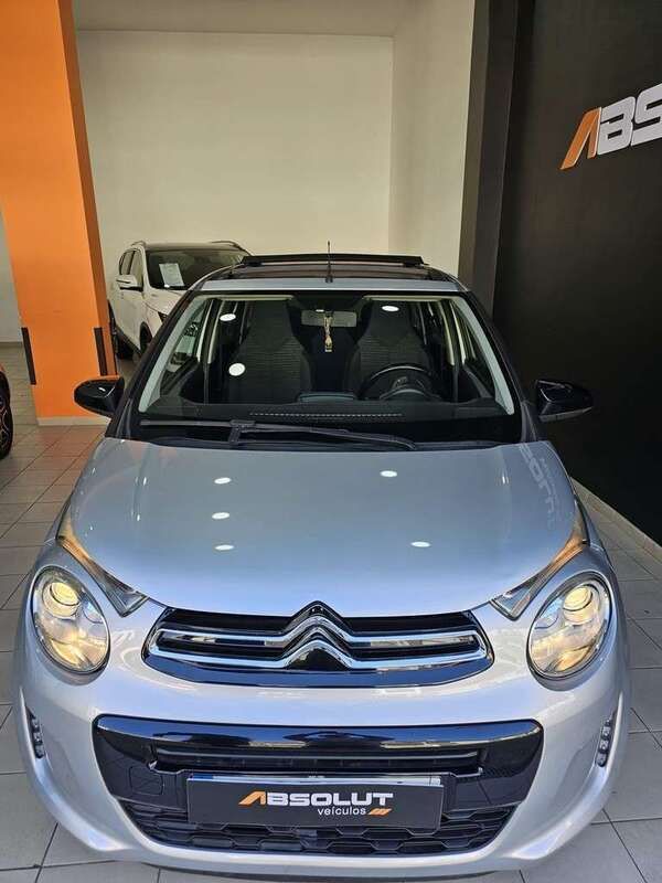 Cinza Usado 2017 Citroën C1 Shine Citadino | € 9.990 (Preço elevado) - Imagem 1/4