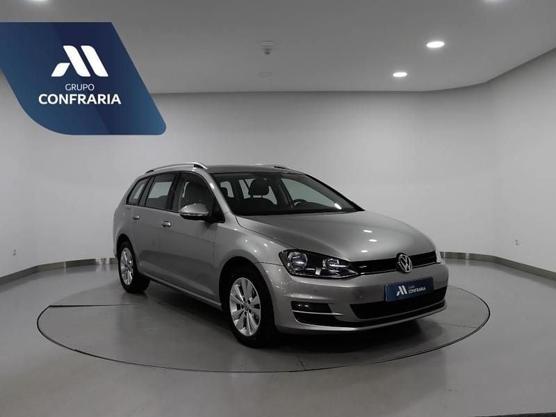Usado VW Golf VII 110 HP (80 kW) 2016 Cinzento Carrinha