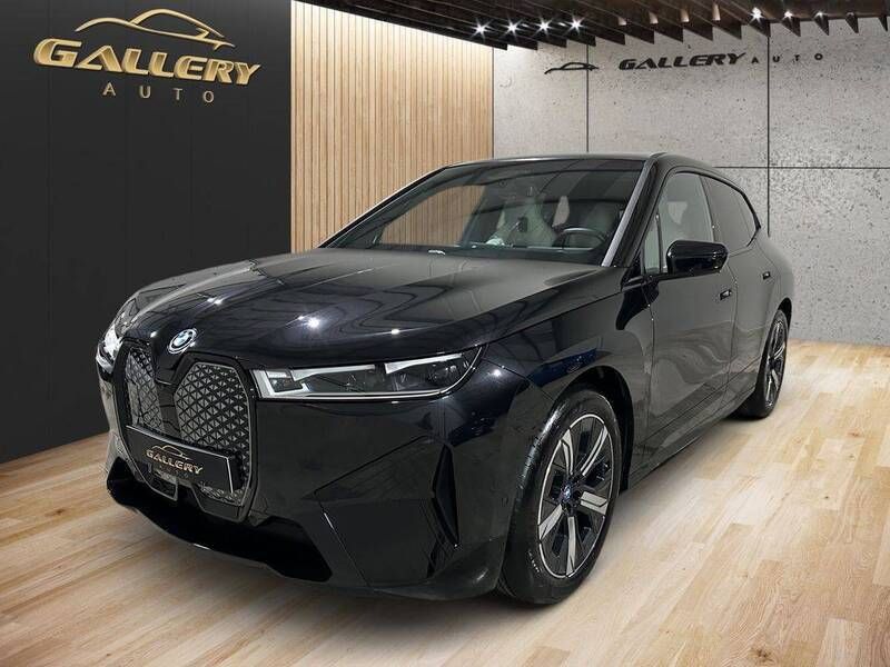 Preto Usado 2024 BMW iX SUV | € 78.000 (Caro) - Imagem 1/4