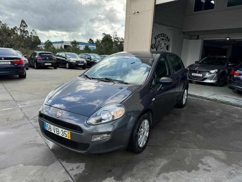 Cinzento Usado 2018 Fiat Punto Citadino | € 8.000 (Bom preço) - Imagem 1/4
