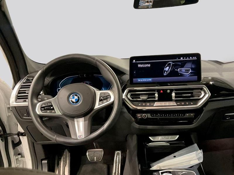 Usado BMW iX3 Impressive 210 kW (286 HP) 2023 Branco SUV