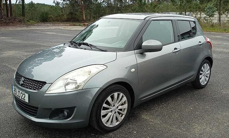 Usado 2010 Suzuki Swift Comfort Sedan | € 3.950 (Preço justo) - Imagem 1/4