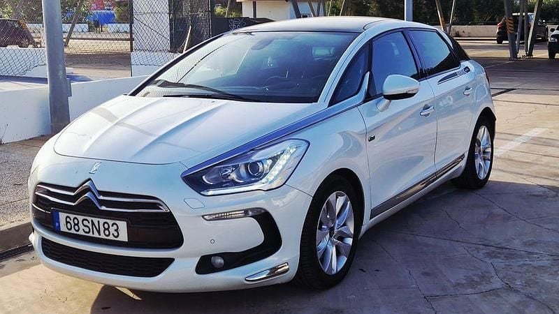 Usado 2013 Citroën DS5 Citadino | € 8.900 (Preço justo) - Imagem 1/4