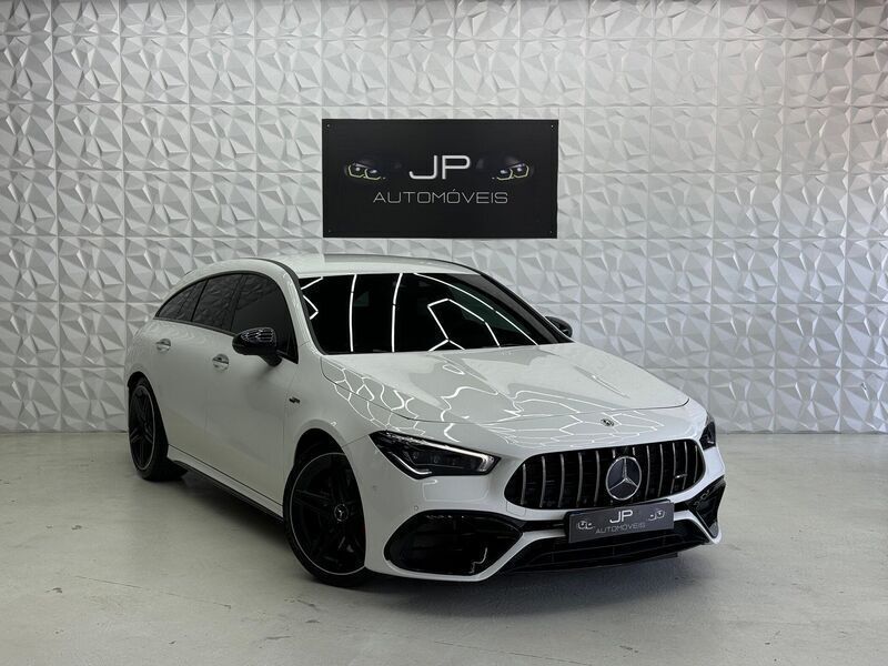 Branco Usado 2020 Mercedes CLA45 AMG AMG Carrinha | € 62.490 (Preço justo) - Imagem 1/4