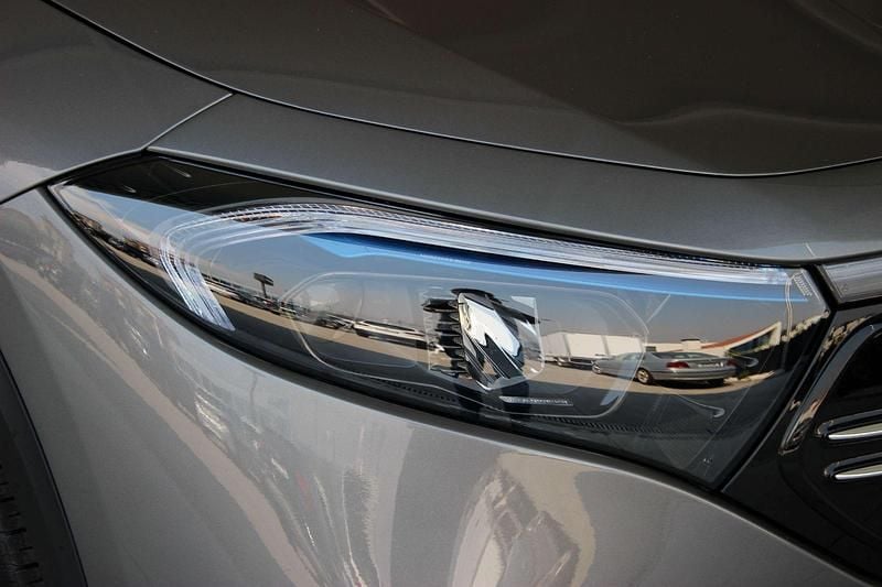 Usado Mercedes EQA250+ AMG line 139 kW (190 HP) 2023 Cinza SUV