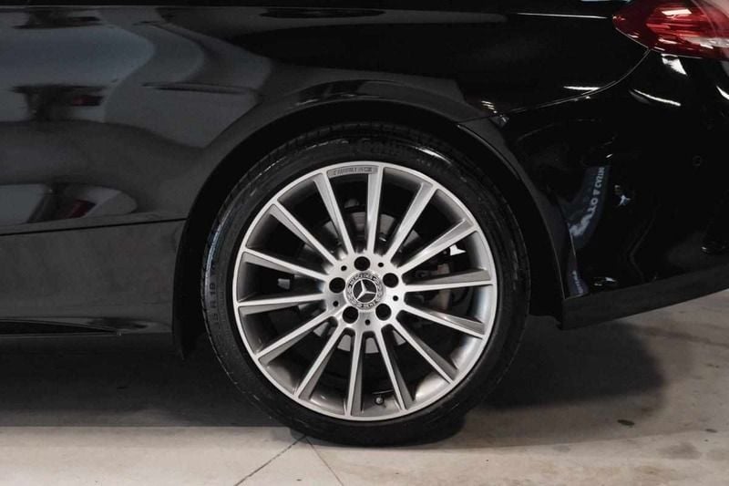 Usado Mercedes C220 170 HP (125 kW) 2017 Preto Coupé