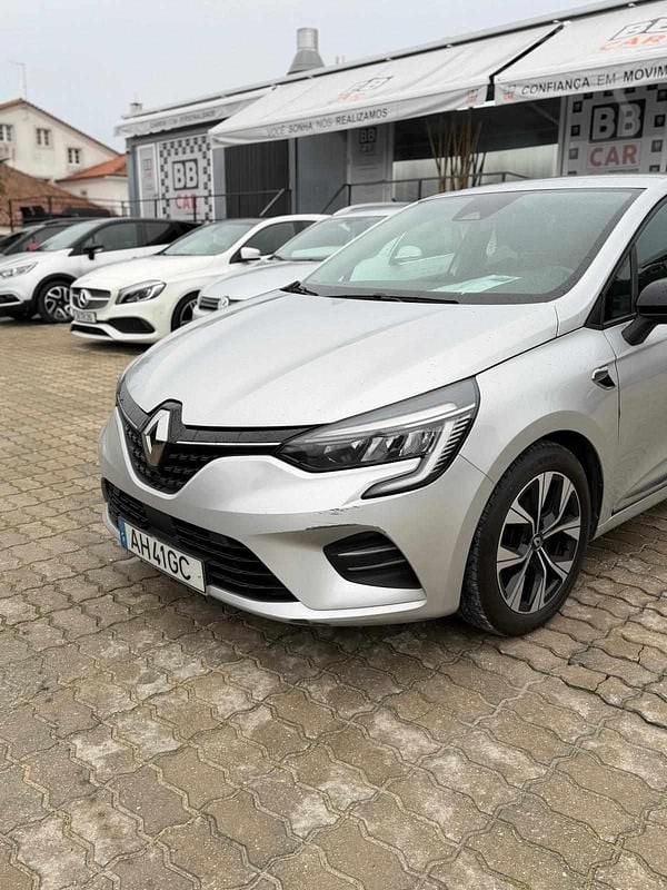 Usado Renault Clio V 90 HP (66 kW) 2021 Cinzento