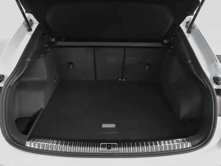 Usado Audi Q3 110 HP (80 kW) 2022 Preto SUV